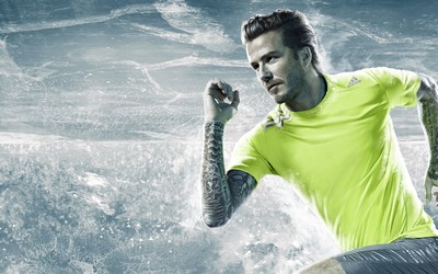 乐鱼电竞精华-于帕梅卡诺这转身速度是短板