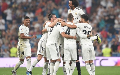 乐鱼电竞焦点-什琴斯尼训练中扑出C罗任意球